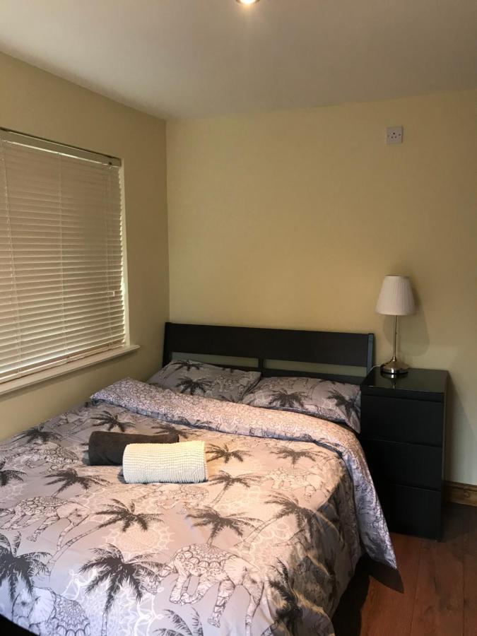 Studio-1-Staines/Heathrow/London-Own Entrance Ngoại thất bức ảnh